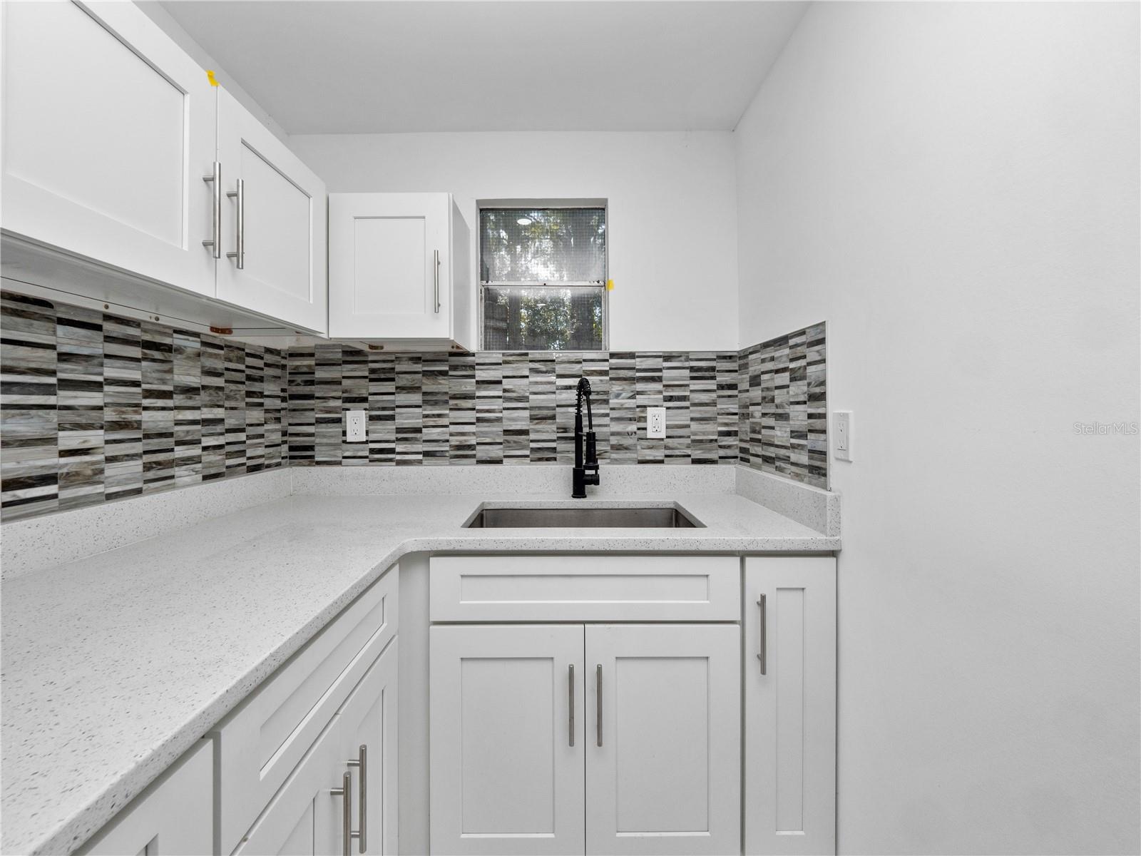 Image 14 of 70 For 2500 Marlboro Street