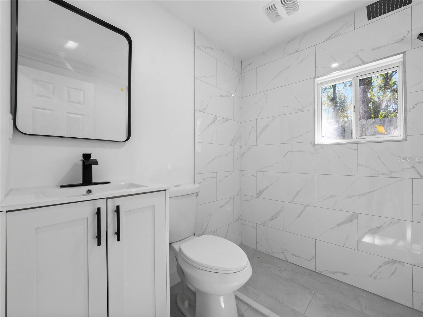 Image 17 of 70 For 2500 Marlboro Street