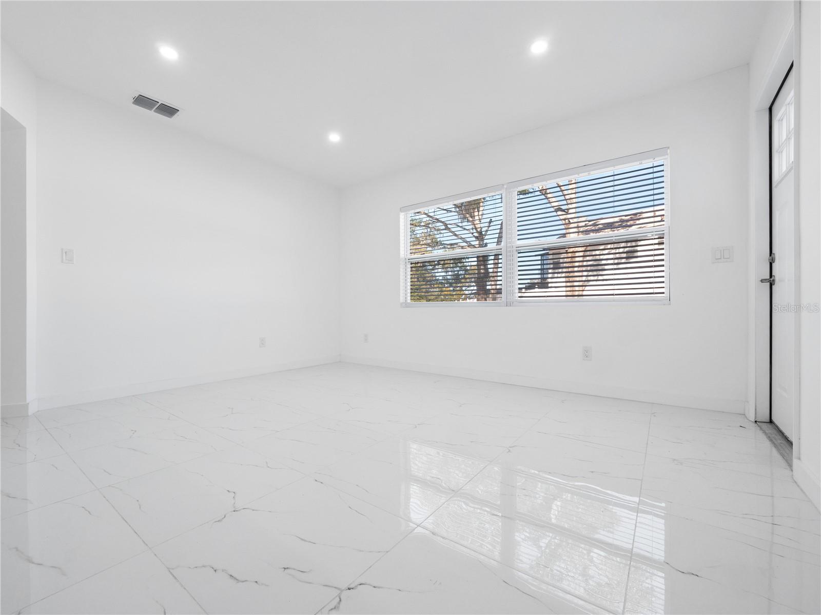 Image 30 of 70 For 2500 Marlboro Street