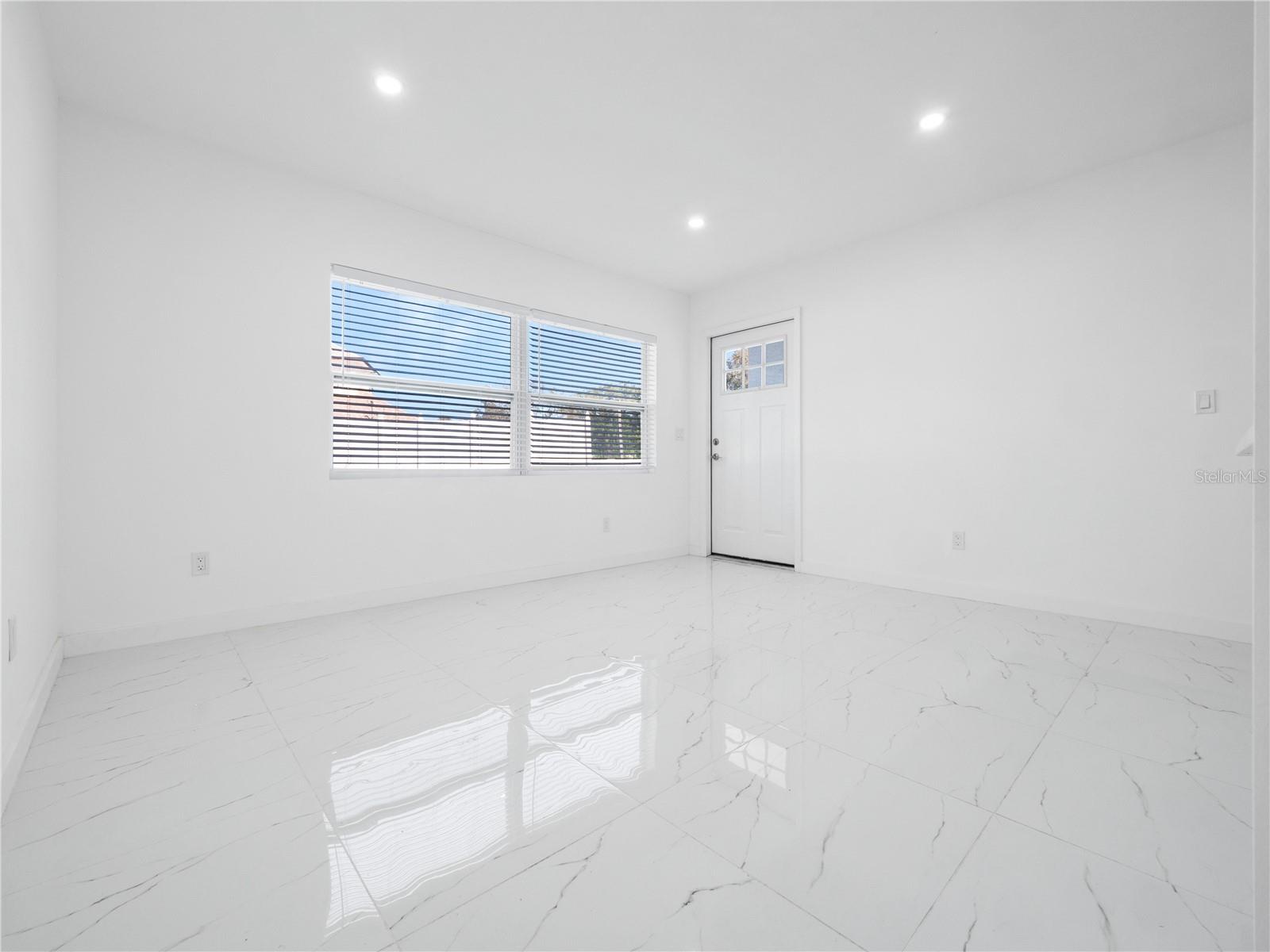 Image 31 of 70 For 2500 Marlboro Street