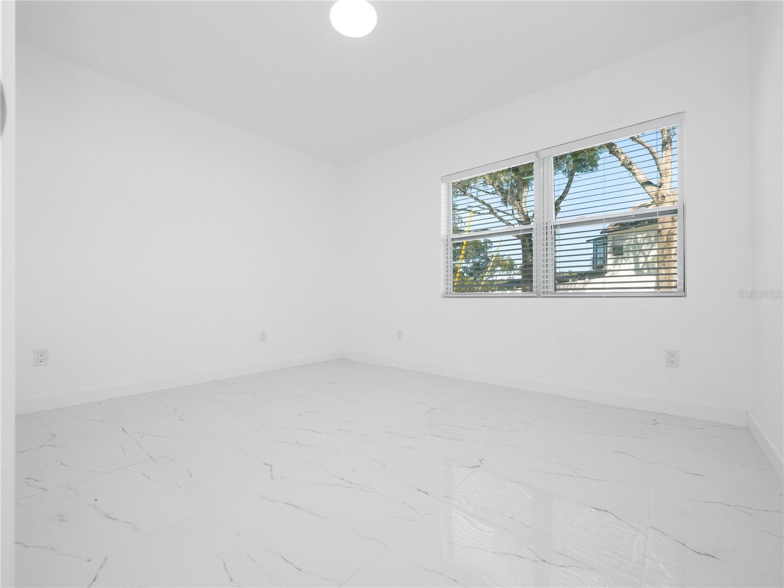 Image 37 of 70 For 2500 Marlboro Street