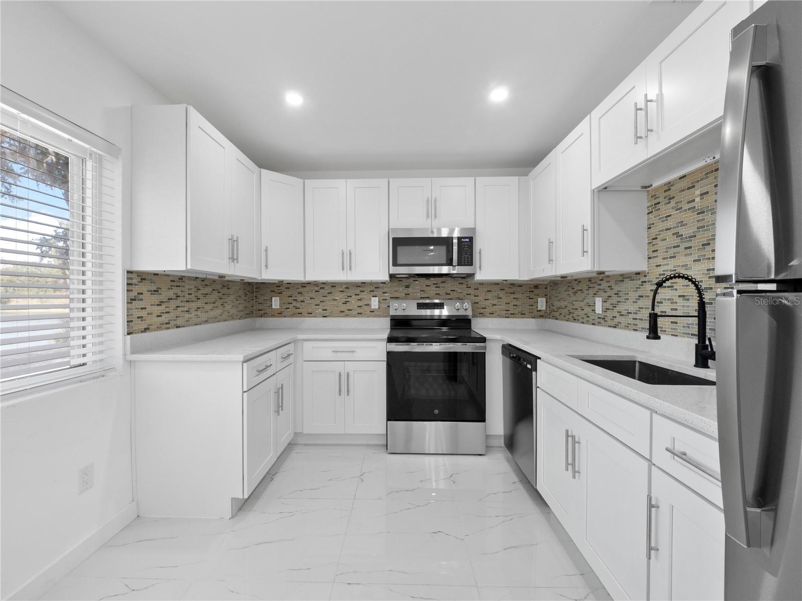 Image 53 of 70 For 2500 Marlboro Street