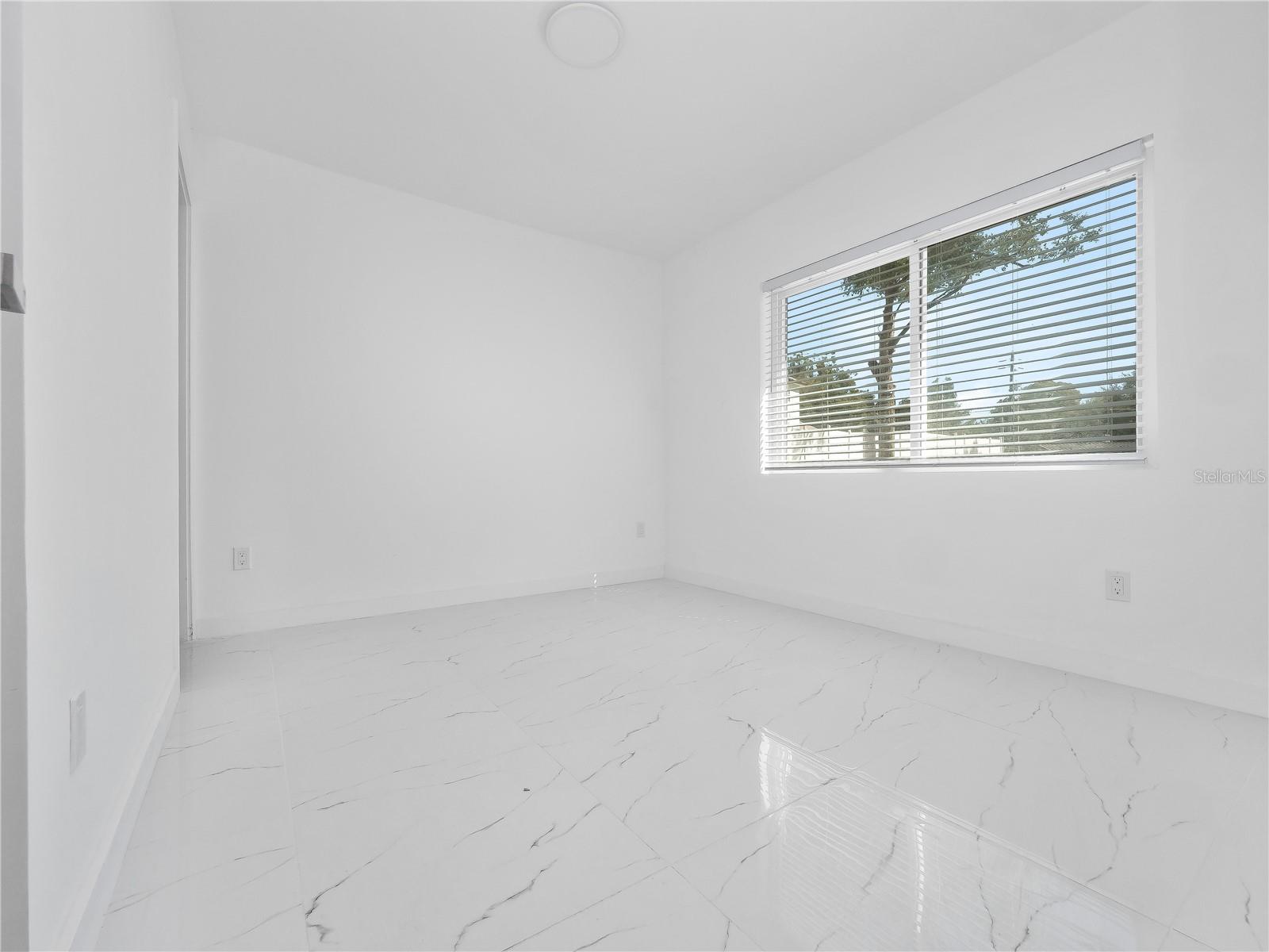 Image 57 of 70 For 2500 Marlboro Street