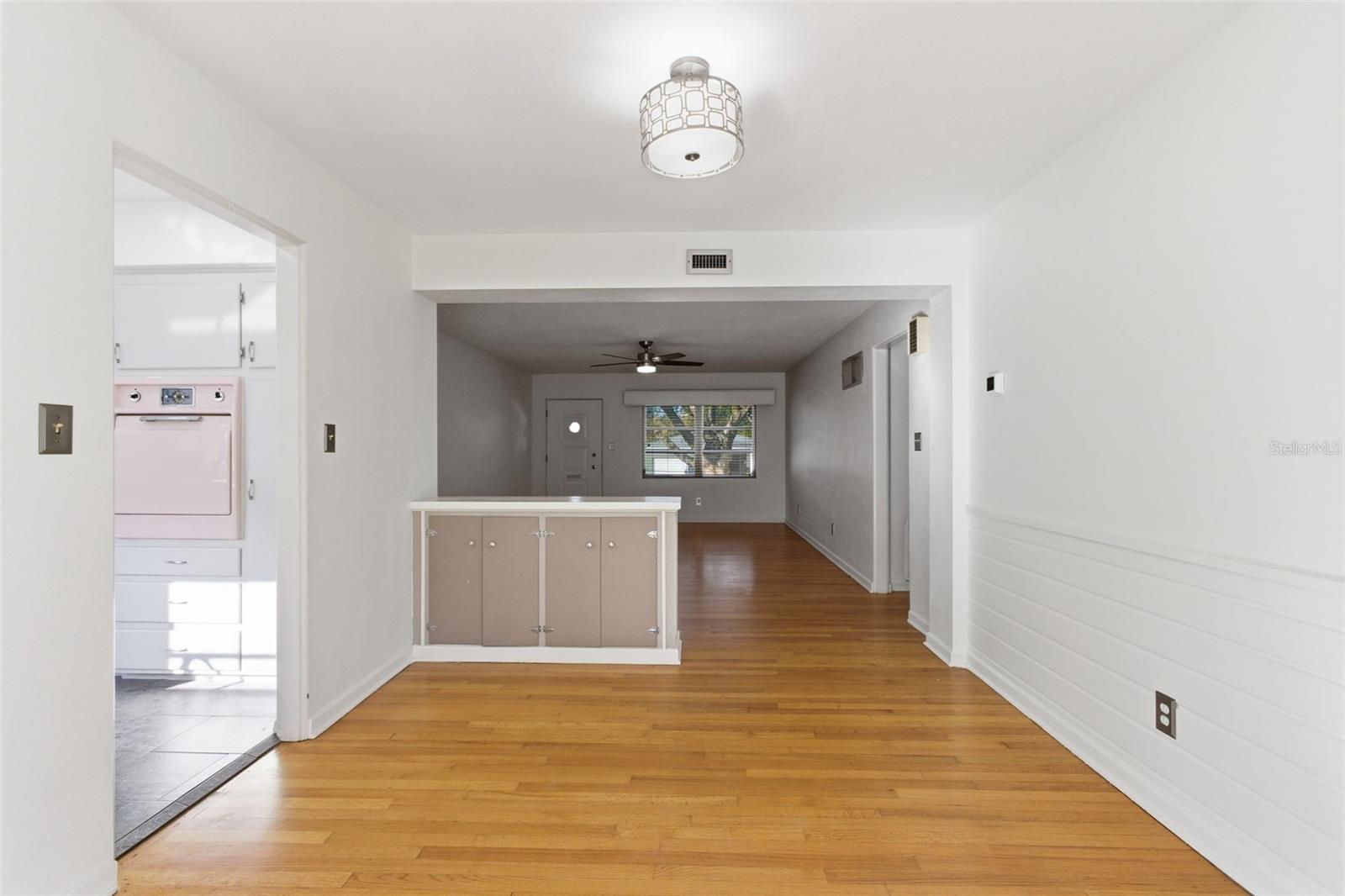 Image 15 of 35 For 615 Springview Drive