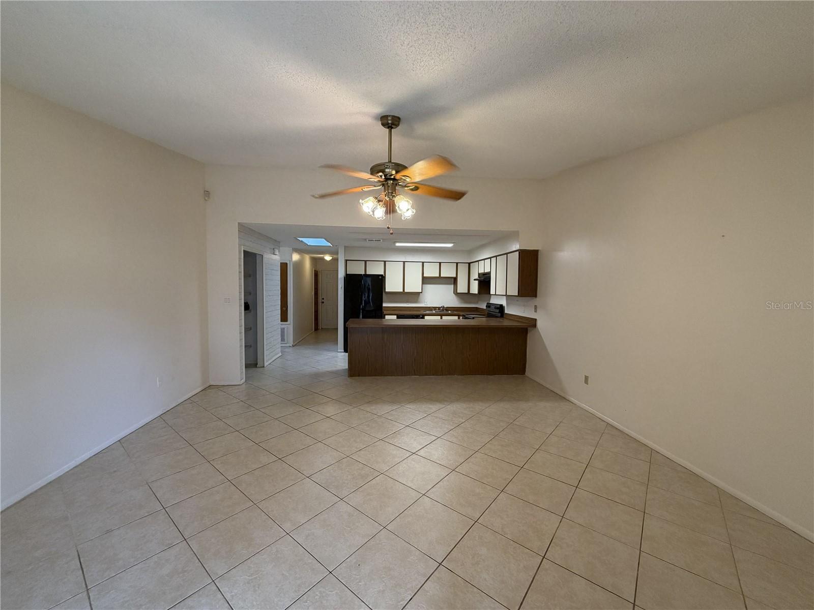 Image 9 of 17 For 1220 Gina Court