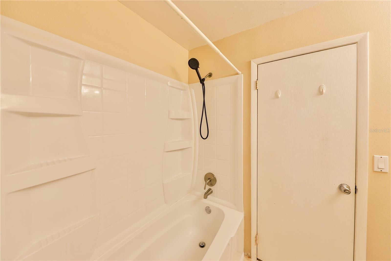 Image 8 of 10 For 1305 Park Villa Place