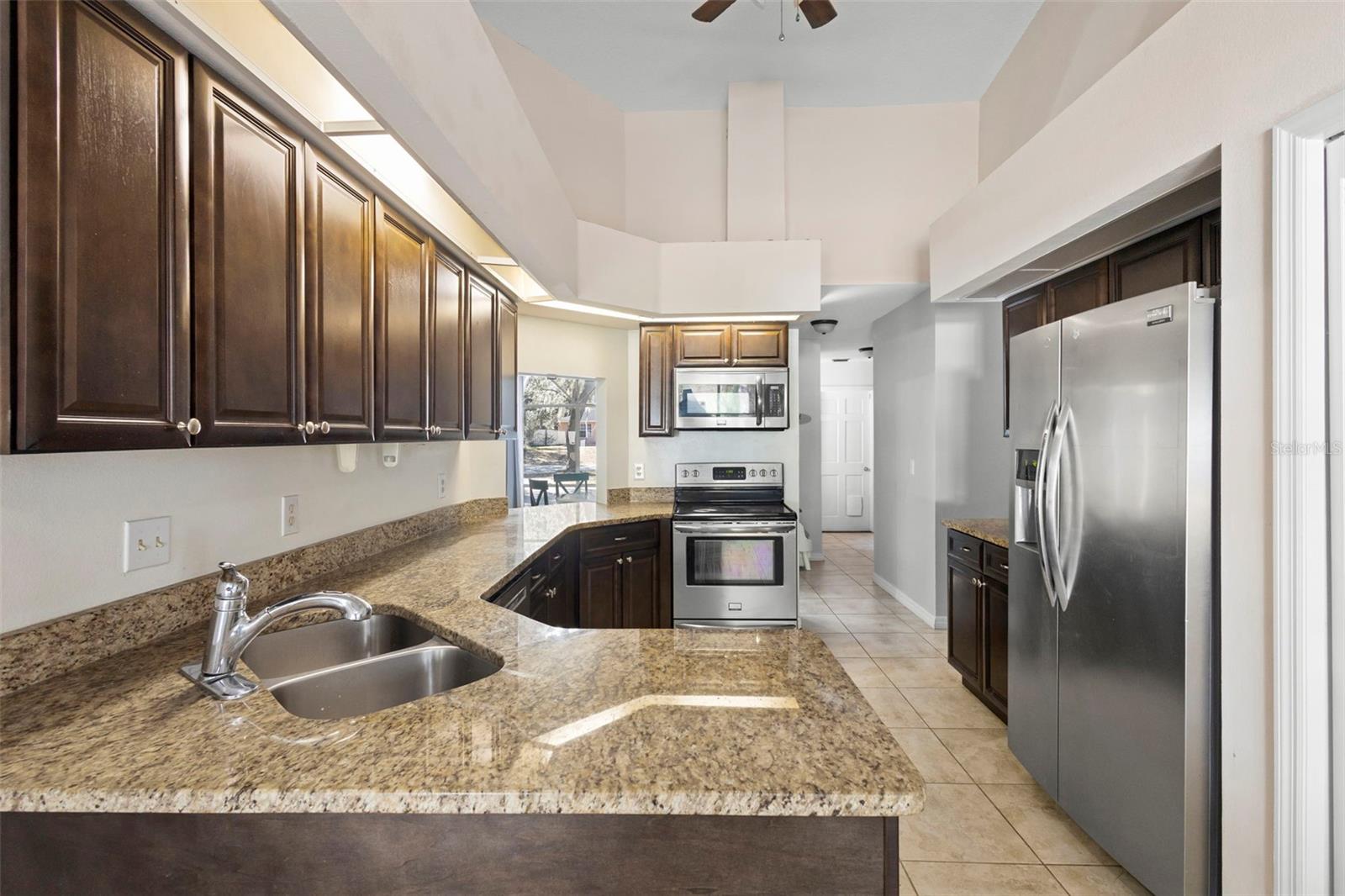 Image 17 of 47 For 1899 Bonkirk Drive