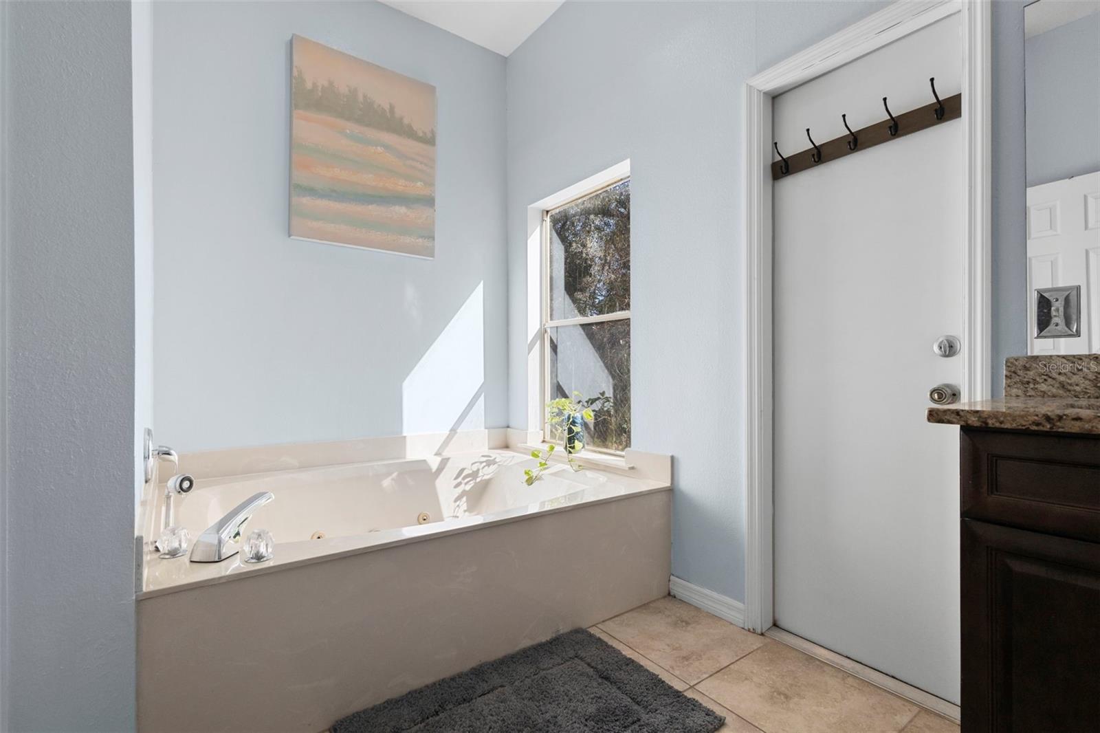 Image 27 of 47 For 1899 Bonkirk Drive