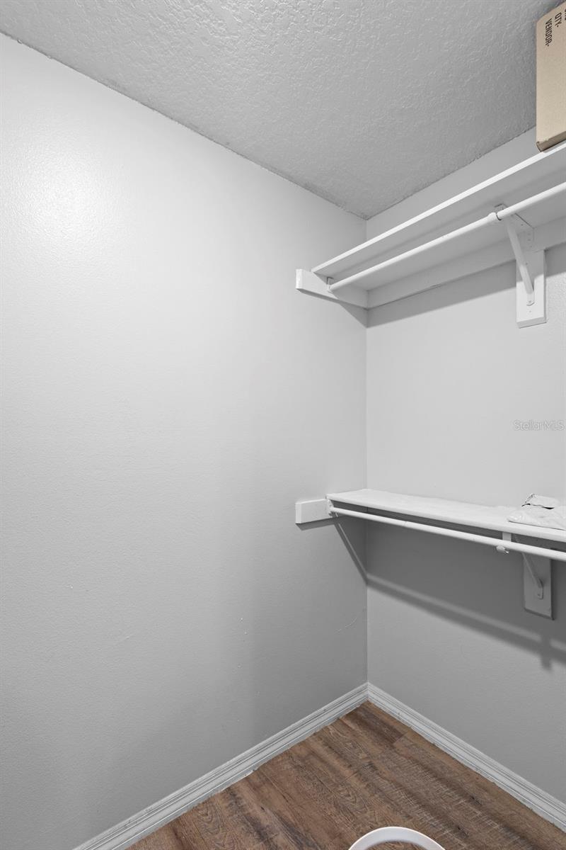 Image 34 of 47 For 1899 Bonkirk Drive