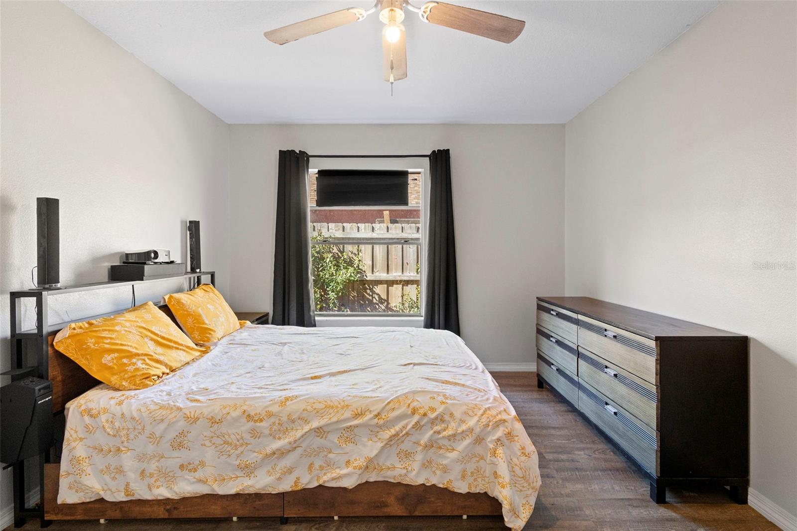 Image 37 of 47 For 1899 Bonkirk Drive