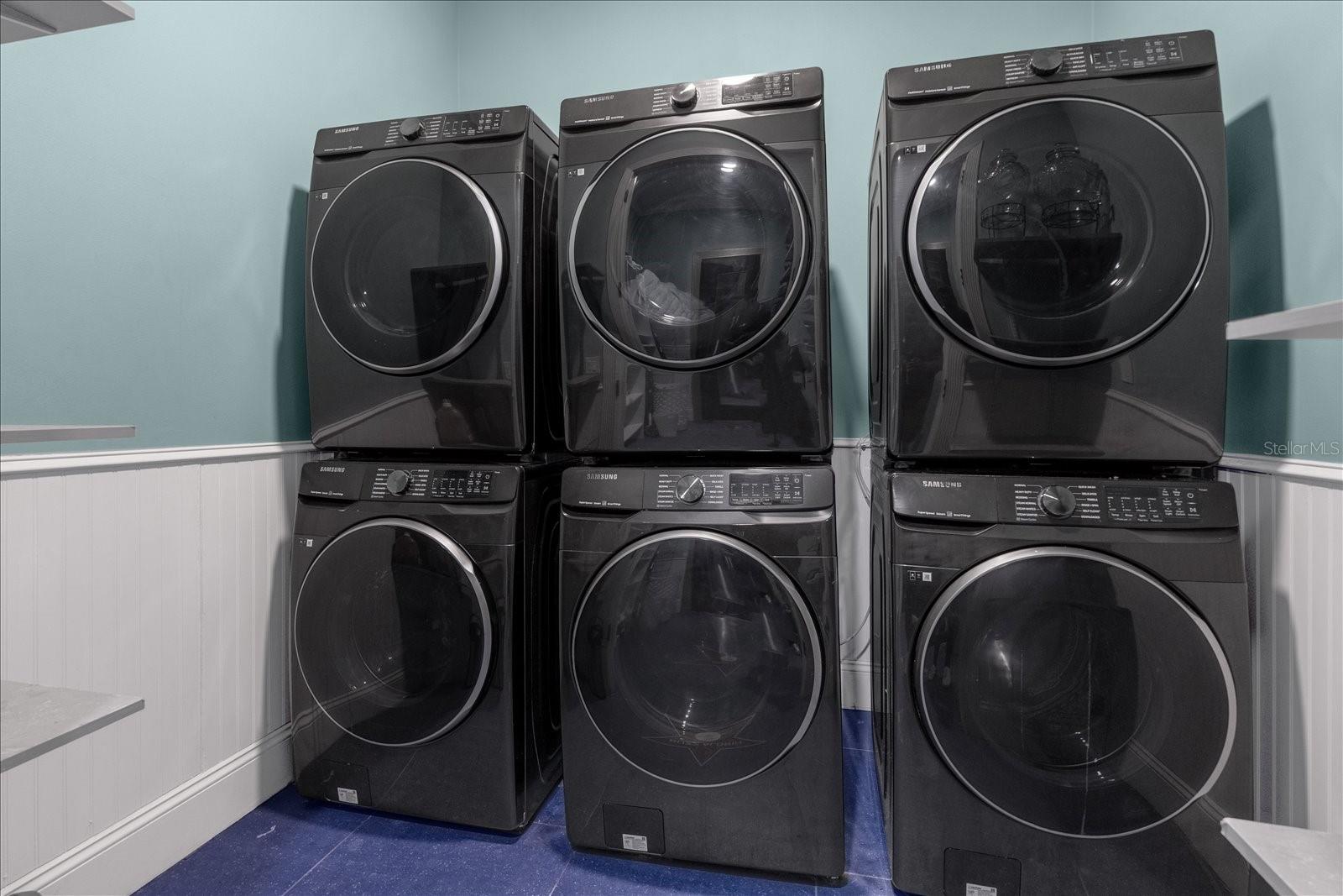 Image 14 of 100 For 1021 Fantasy Drive