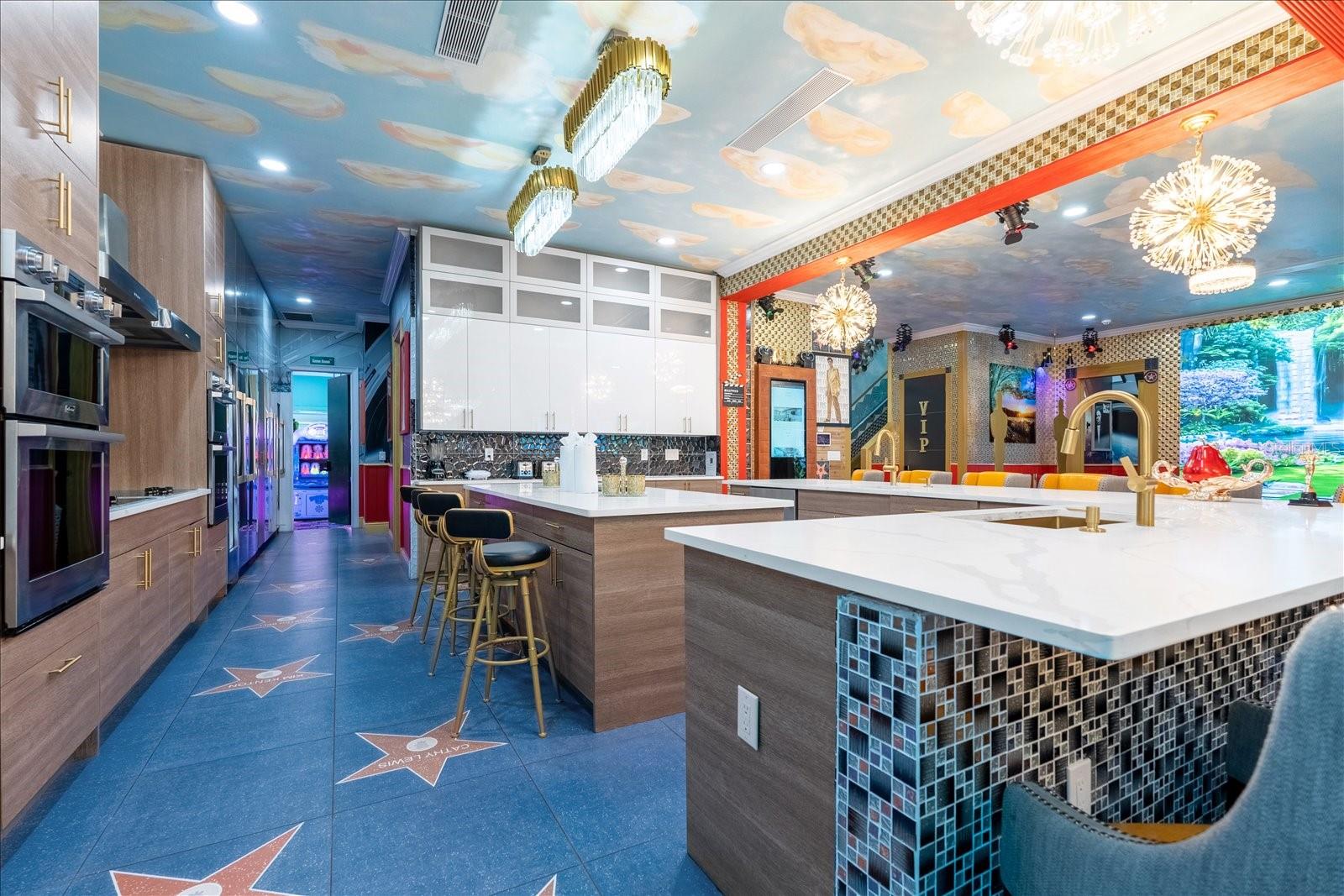 Image 48 of 100 For 1021 Fantasy Drive