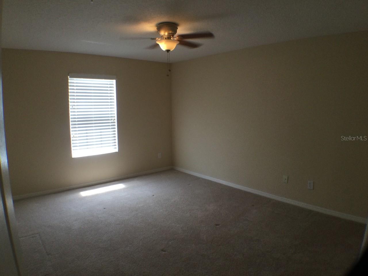 Image 21 of 40 For 9761 Lake District Lane