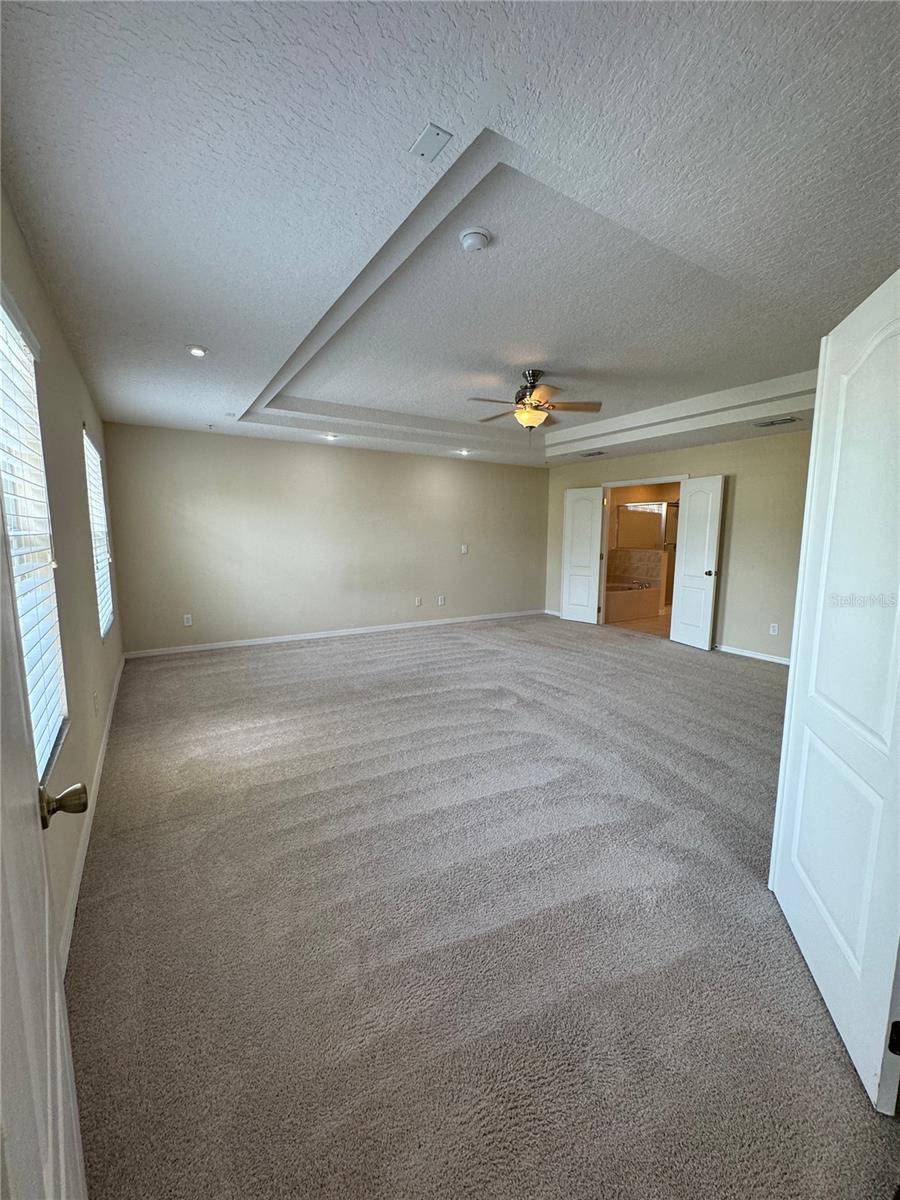 Image 33 of 40 For 9761 Lake District Lane