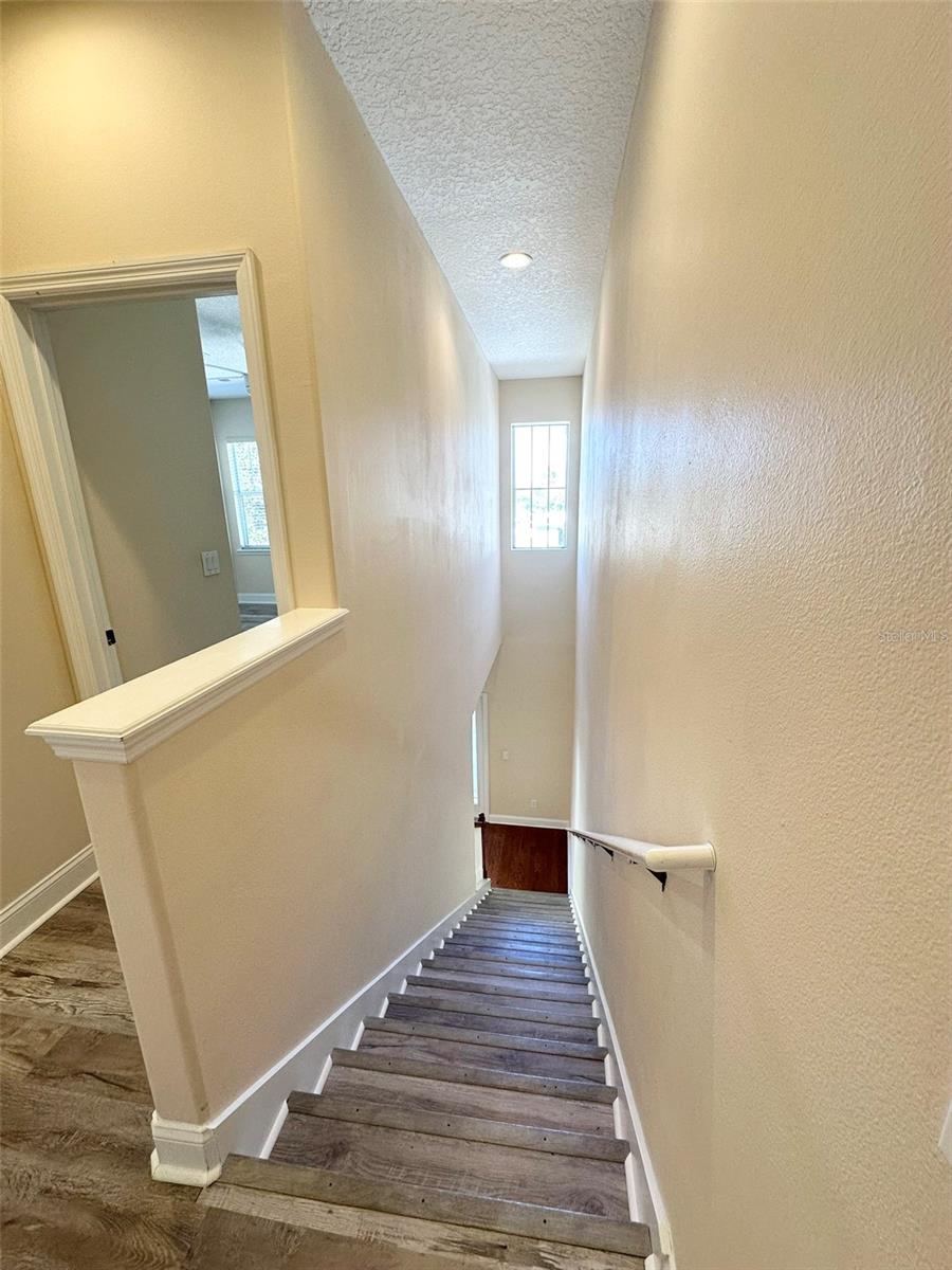 Listing photo id 19 for 1781 Indiana Avenue A