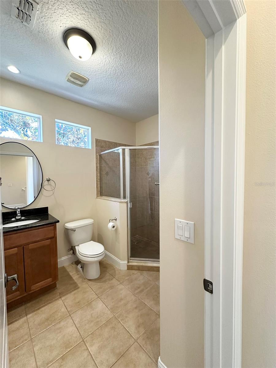 Listing photo id 31 for 1781 Indiana Avenue A