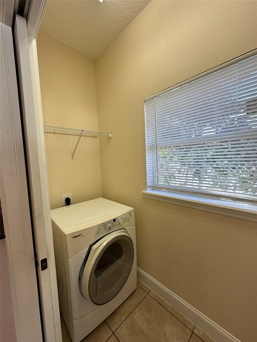 Listing photo id 36 for 1781 Indiana Avenue A