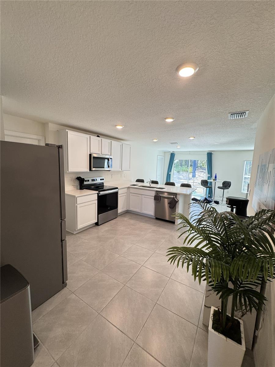 Image 4 of 18 For 7272 Apache Trail