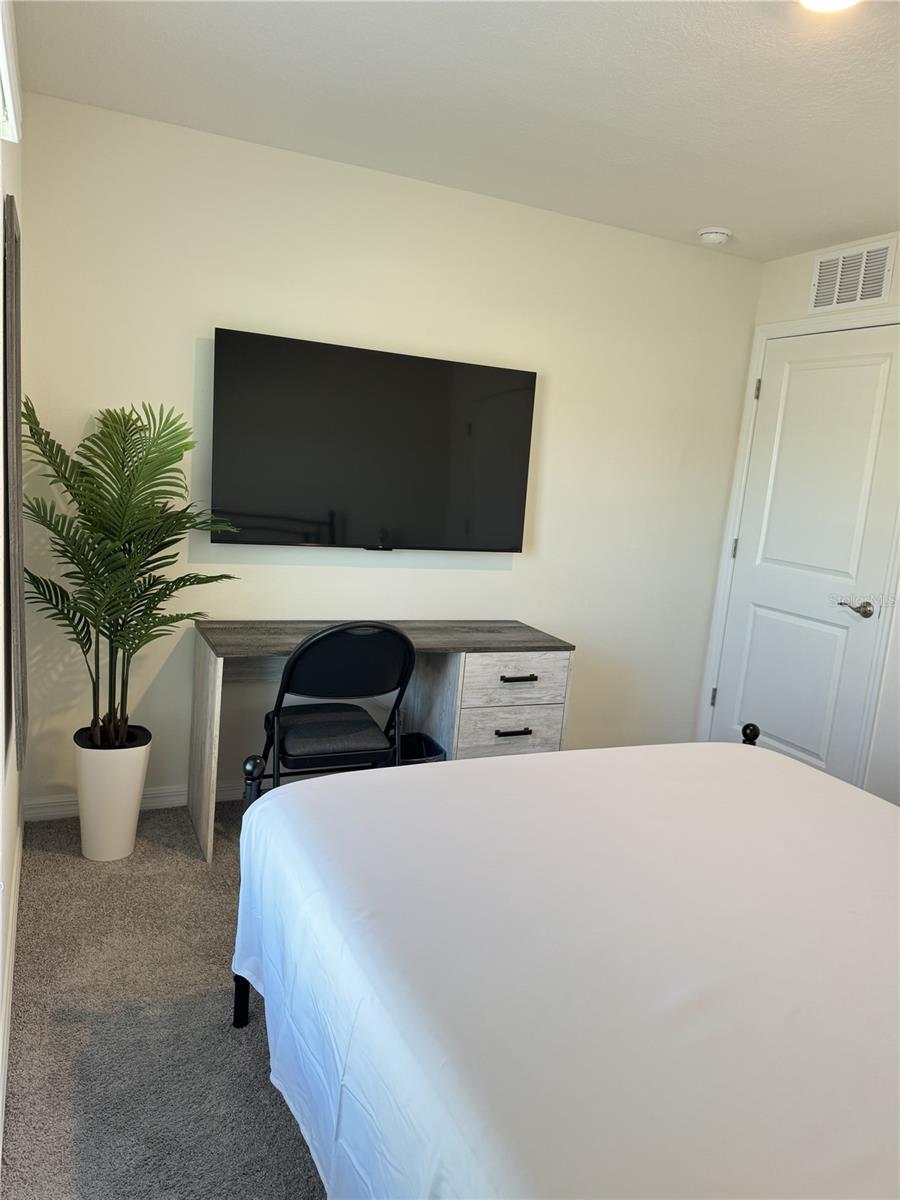 Image 7 of 18 For 7272 Apache Trail