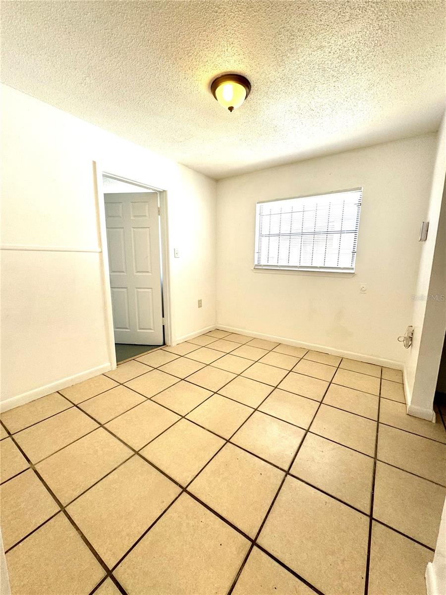 Image 6 of 16 For 4291 Clarinda Street