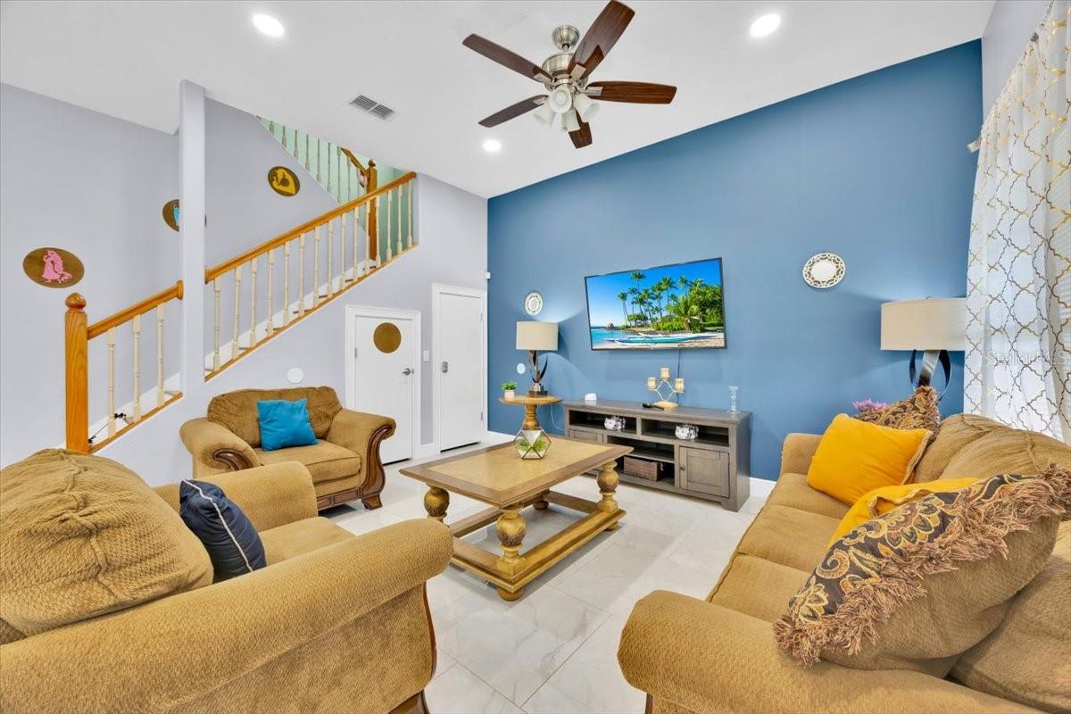 Image 17 of 43 For 210 Vista Loop