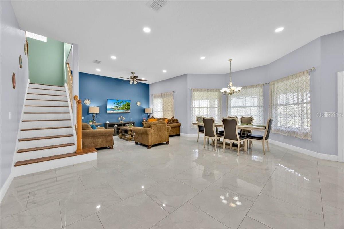 Image 8 of 43 For 210 Vista Loop