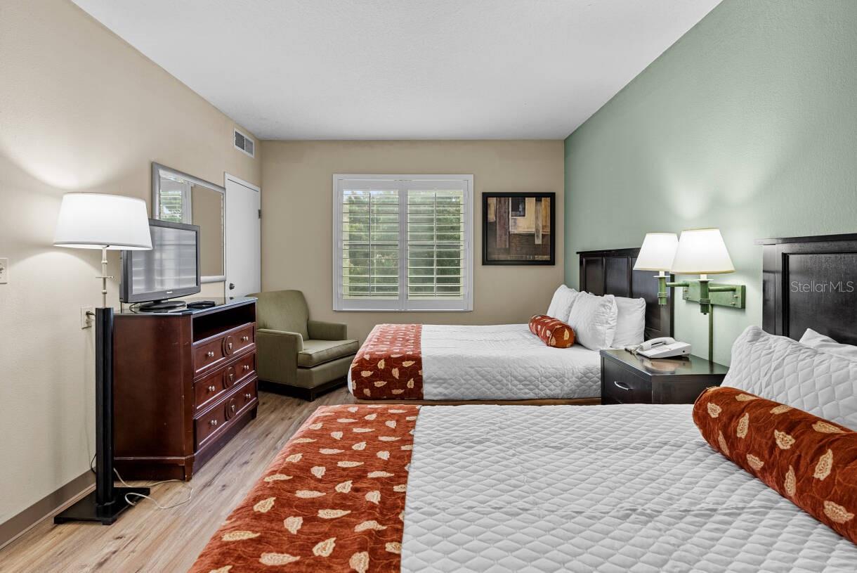 Image 10 of 30 For 7601 Canada Avenue 221