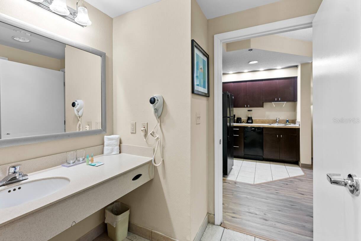 Image 12 of 30 For 7601 Canada Avenue 221