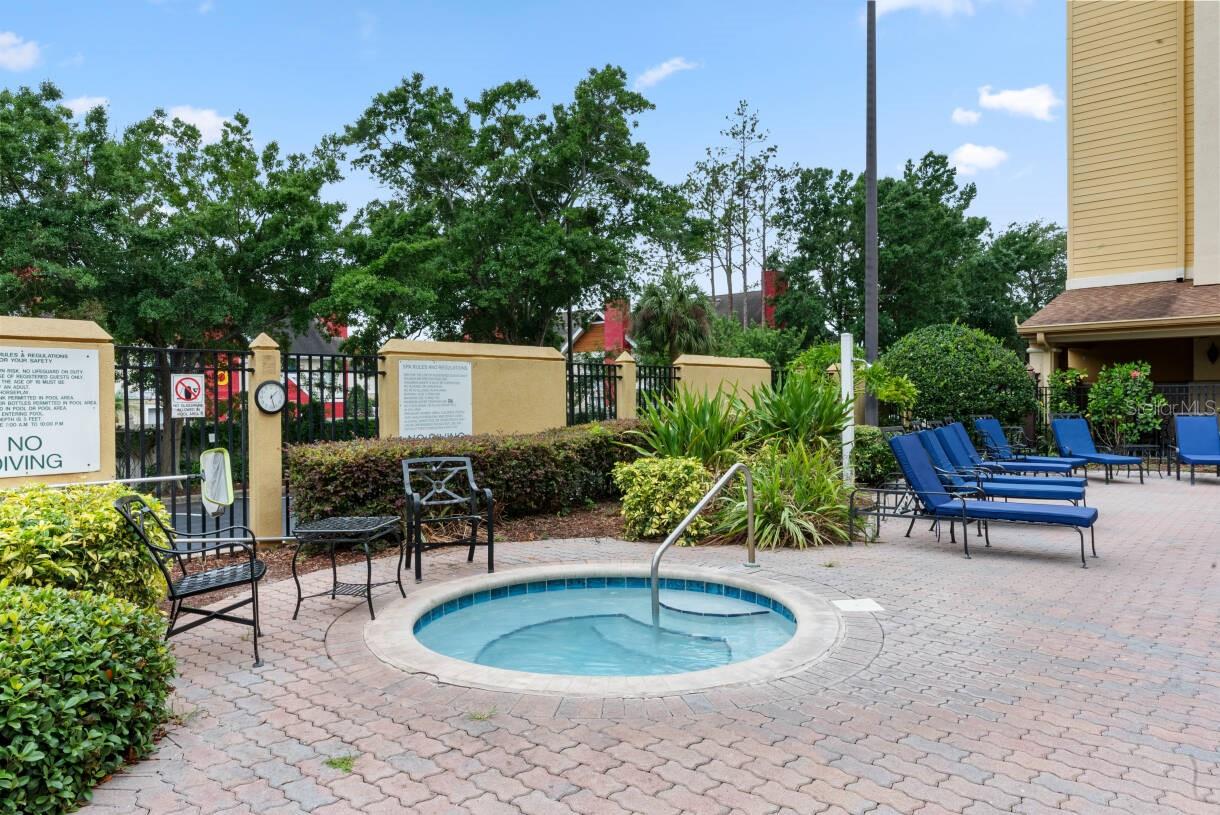 Image 19 of 30 For 7601 Canada Avenue 221