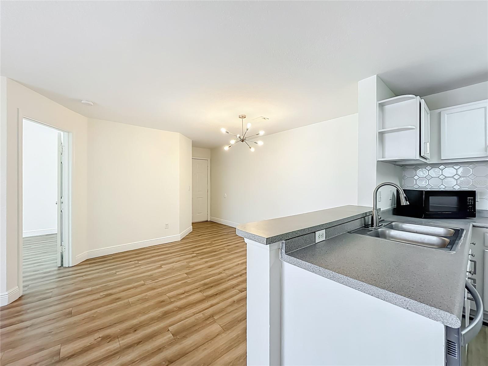 Image 12 of 56 For 7511 Seurat Street 10203