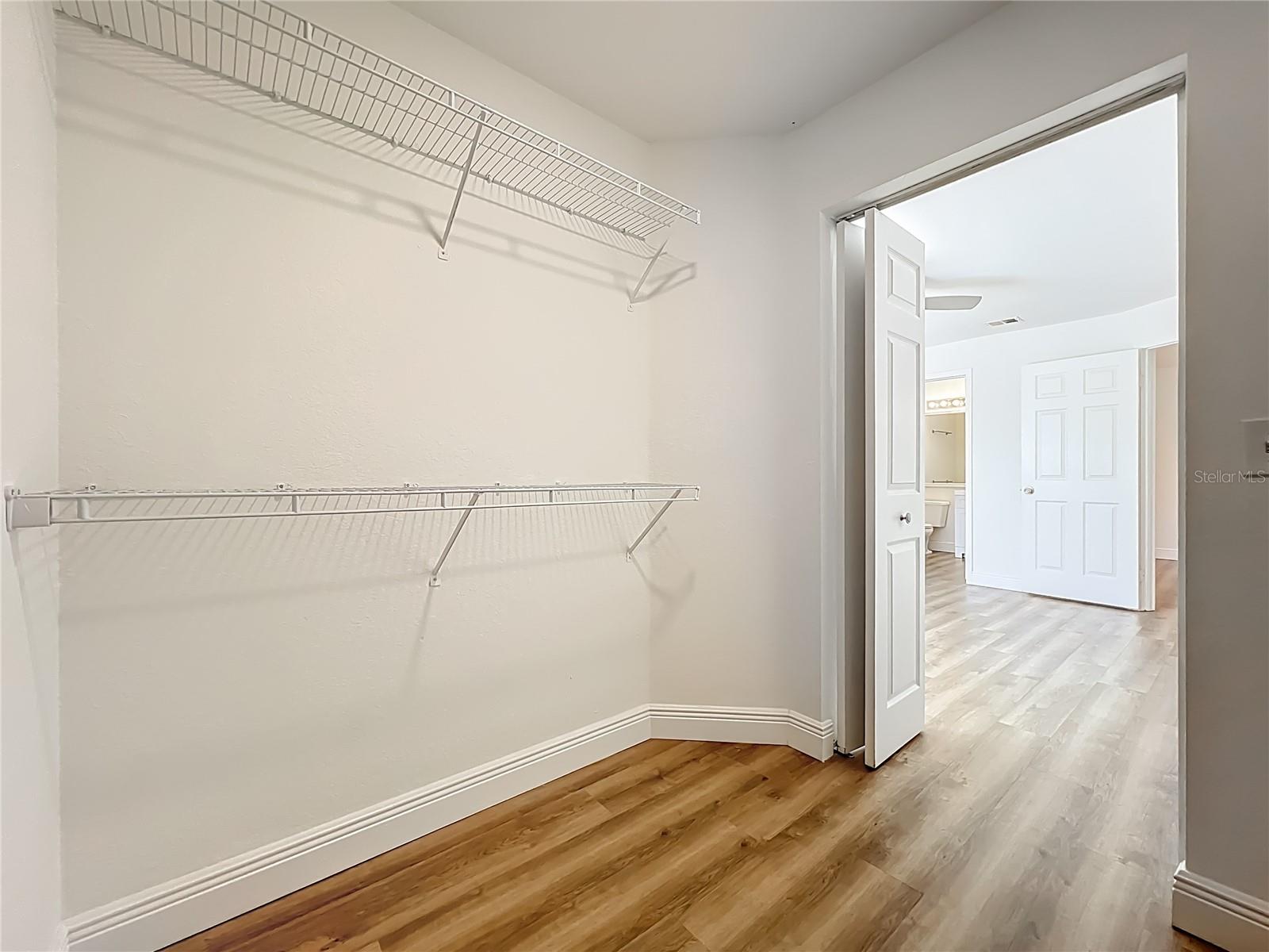 Image 21 of 56 For 7511 Seurat Street 10203