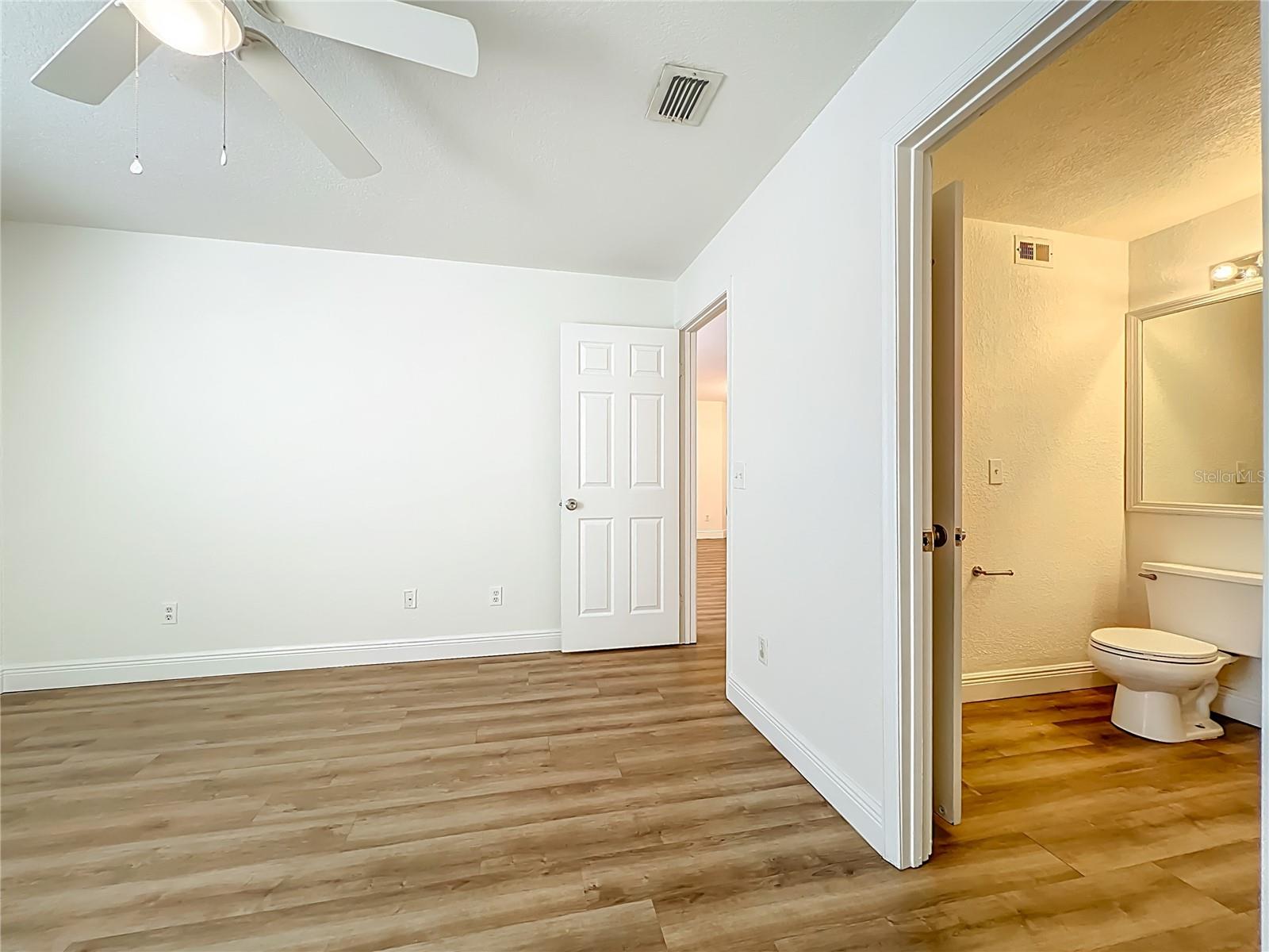 Image 27 of 56 For 7511 Seurat Street 10203