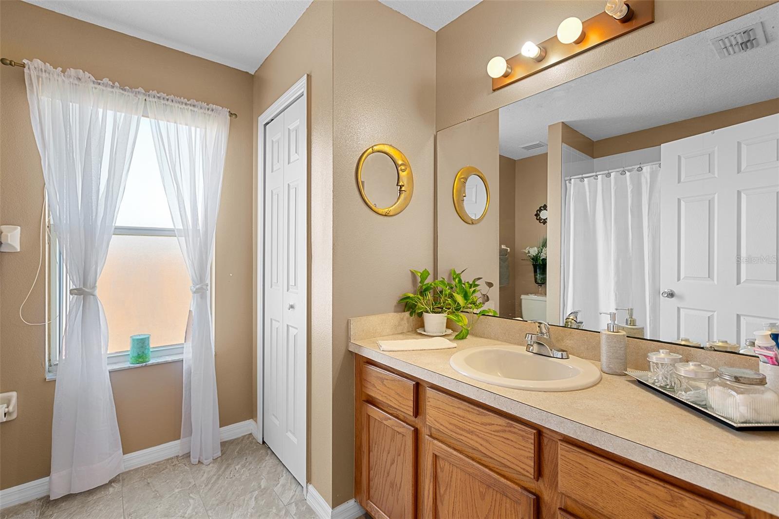 Image 11 of 20 For 2327 Andrews Valley Drive