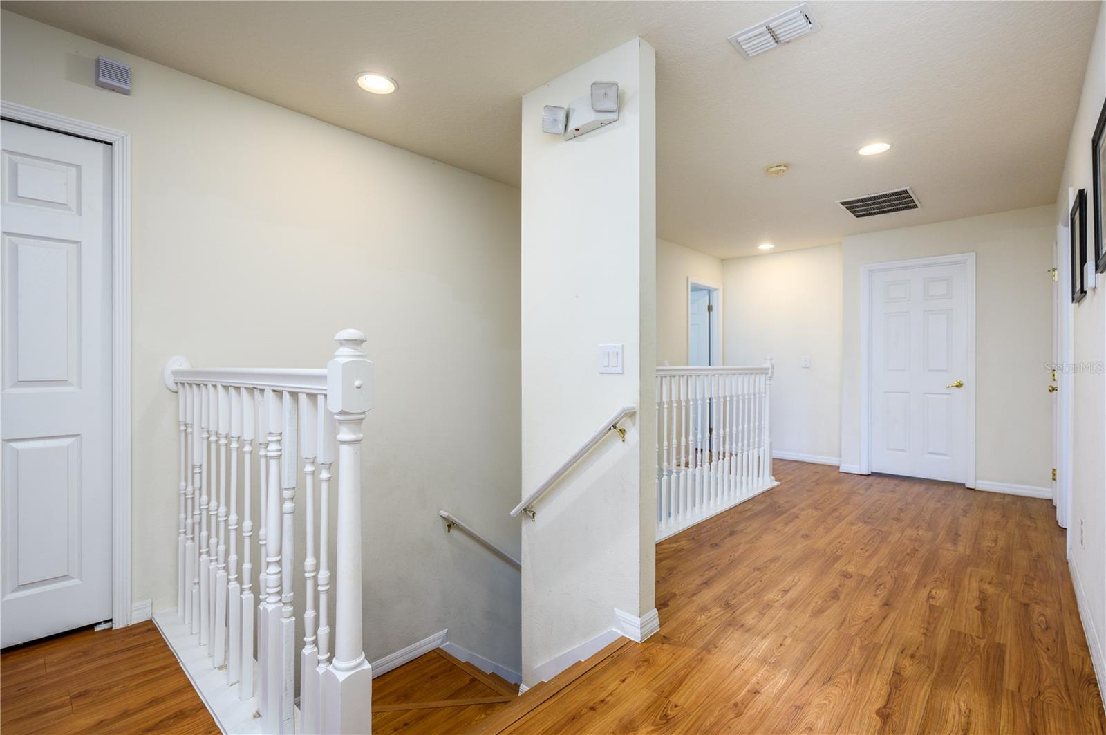 Image 16 of 59 For 1091 Marcello Boulevard