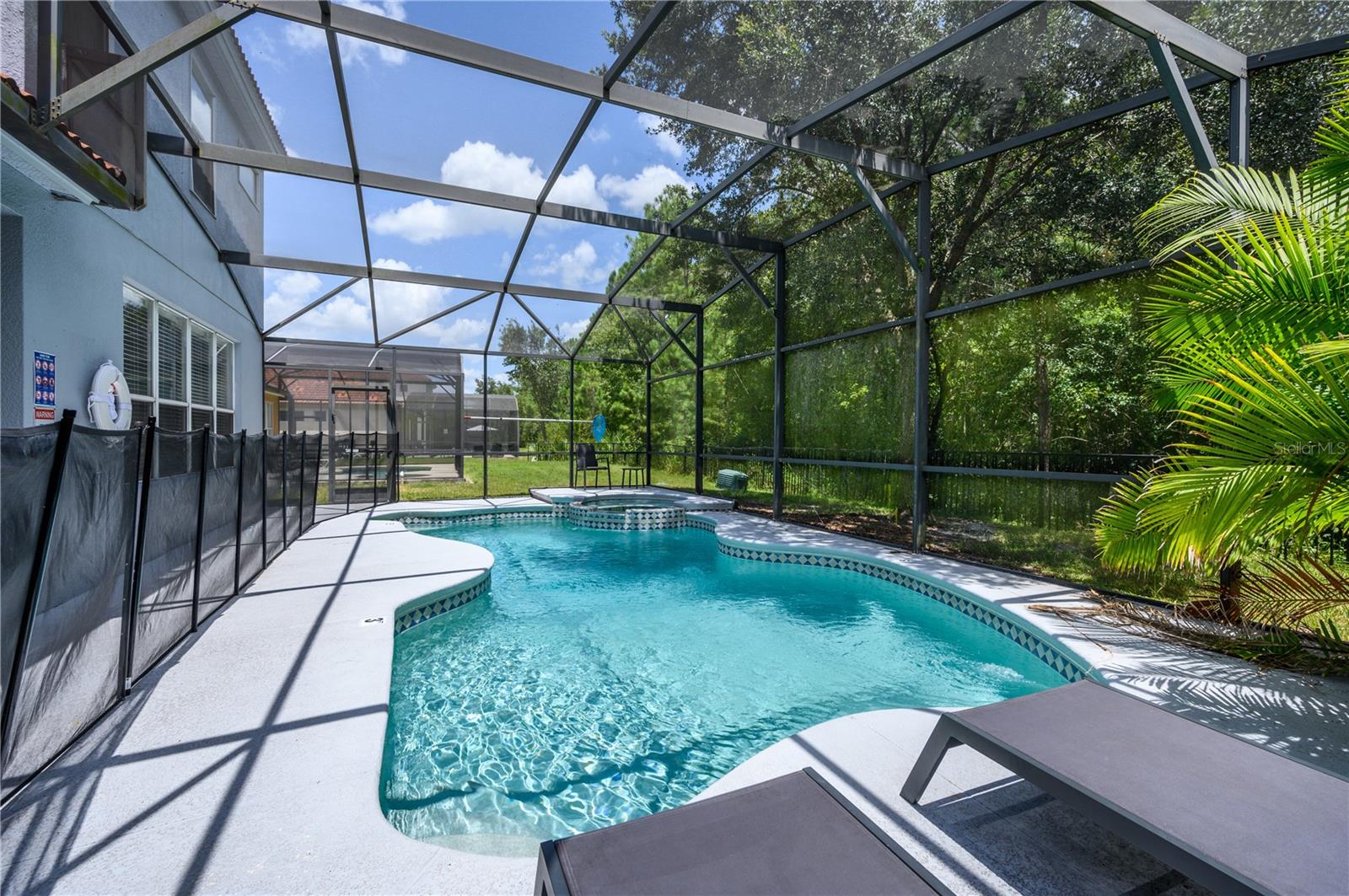 Image 32 of 59 For 1091 Marcello Boulevard