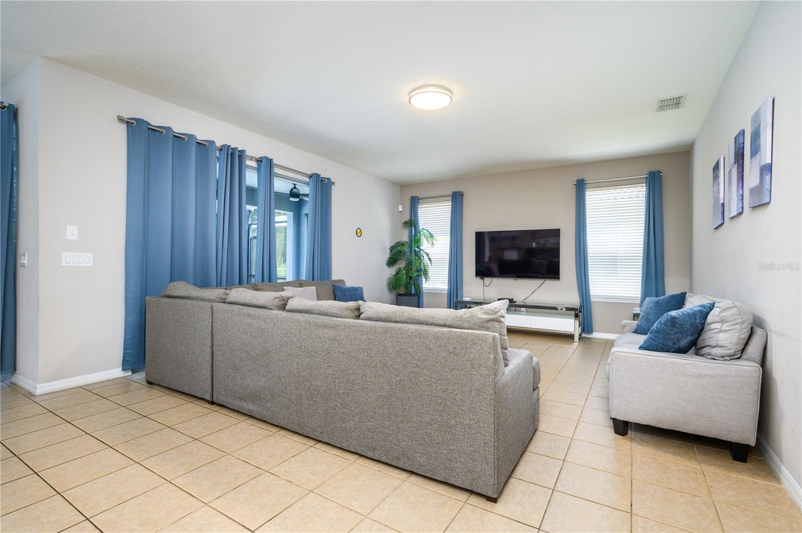 Image 48 of 59 For 1091 Marcello Boulevard