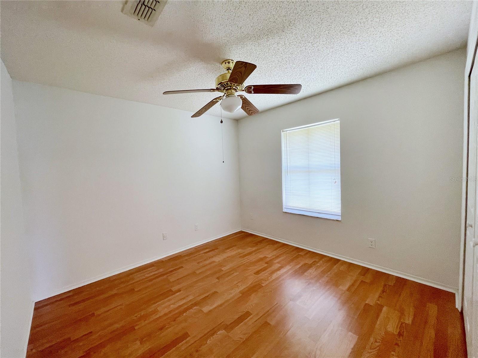 Image 11 of 22 For 12821 Lower River Boulevard