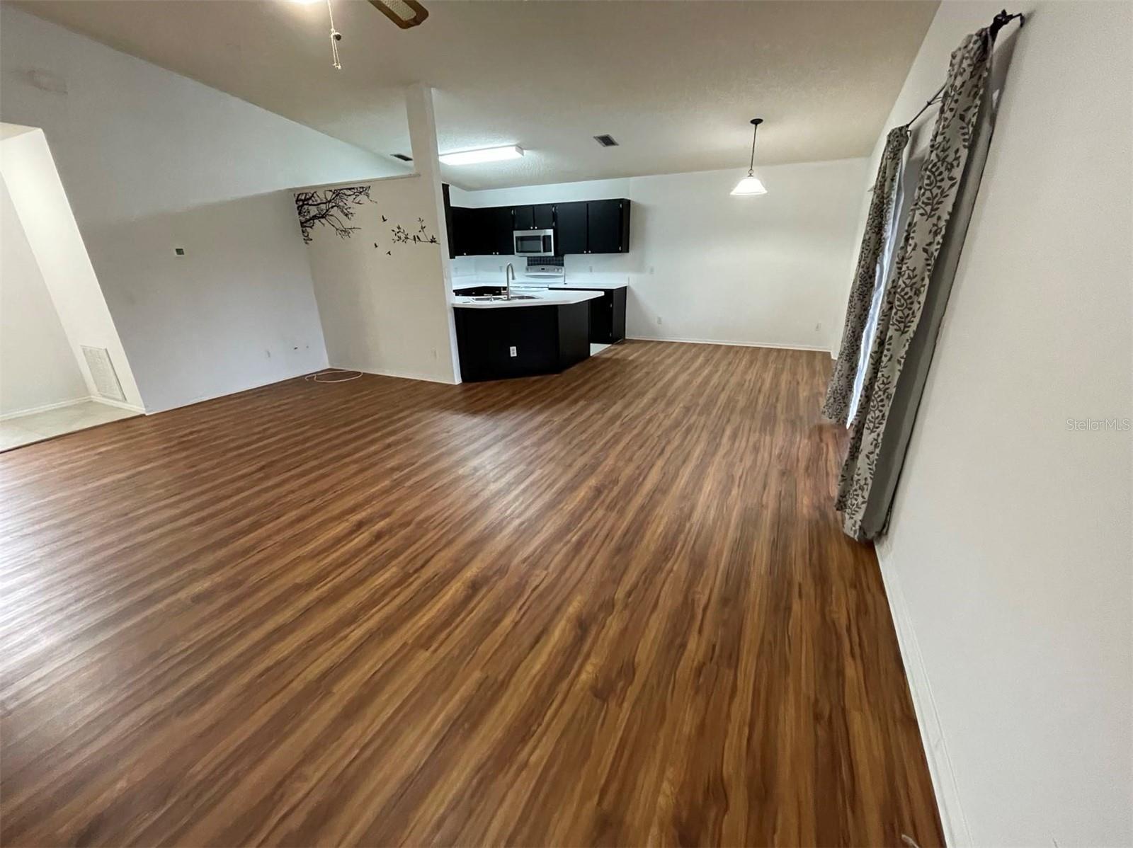 Image 13 of 22 For 12821 Lower River Boulevard