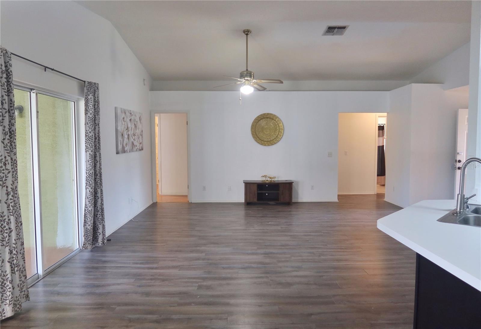 Image 6 of 22 For 12821 Lower River Boulevard