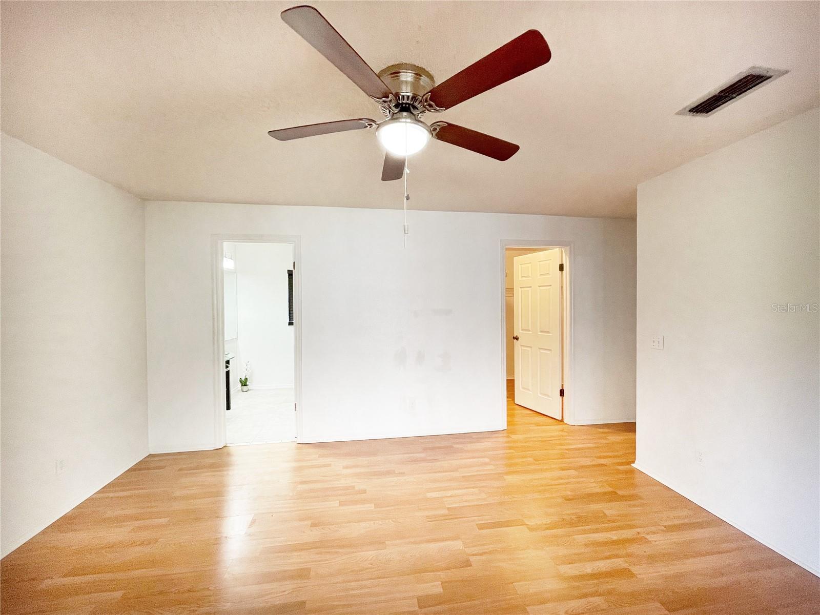 Image 8 of 22 For 12821 Lower River Boulevard