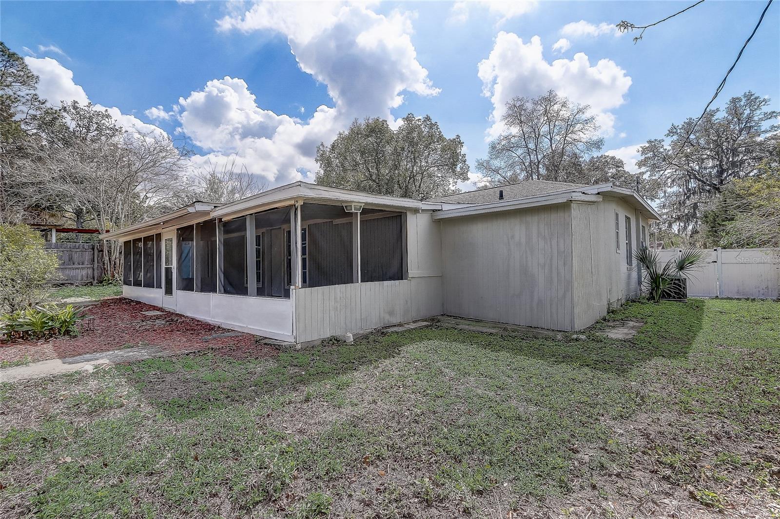 Image 37 of 44 For 1129 12th Street