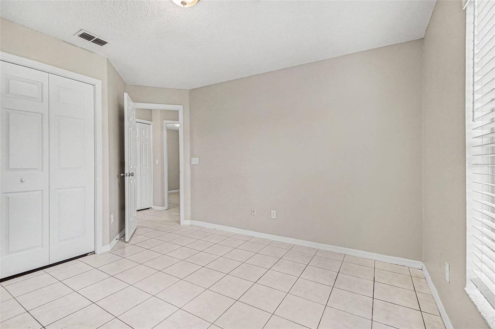 Image 16 of 25 For 12702 Maribou Circle