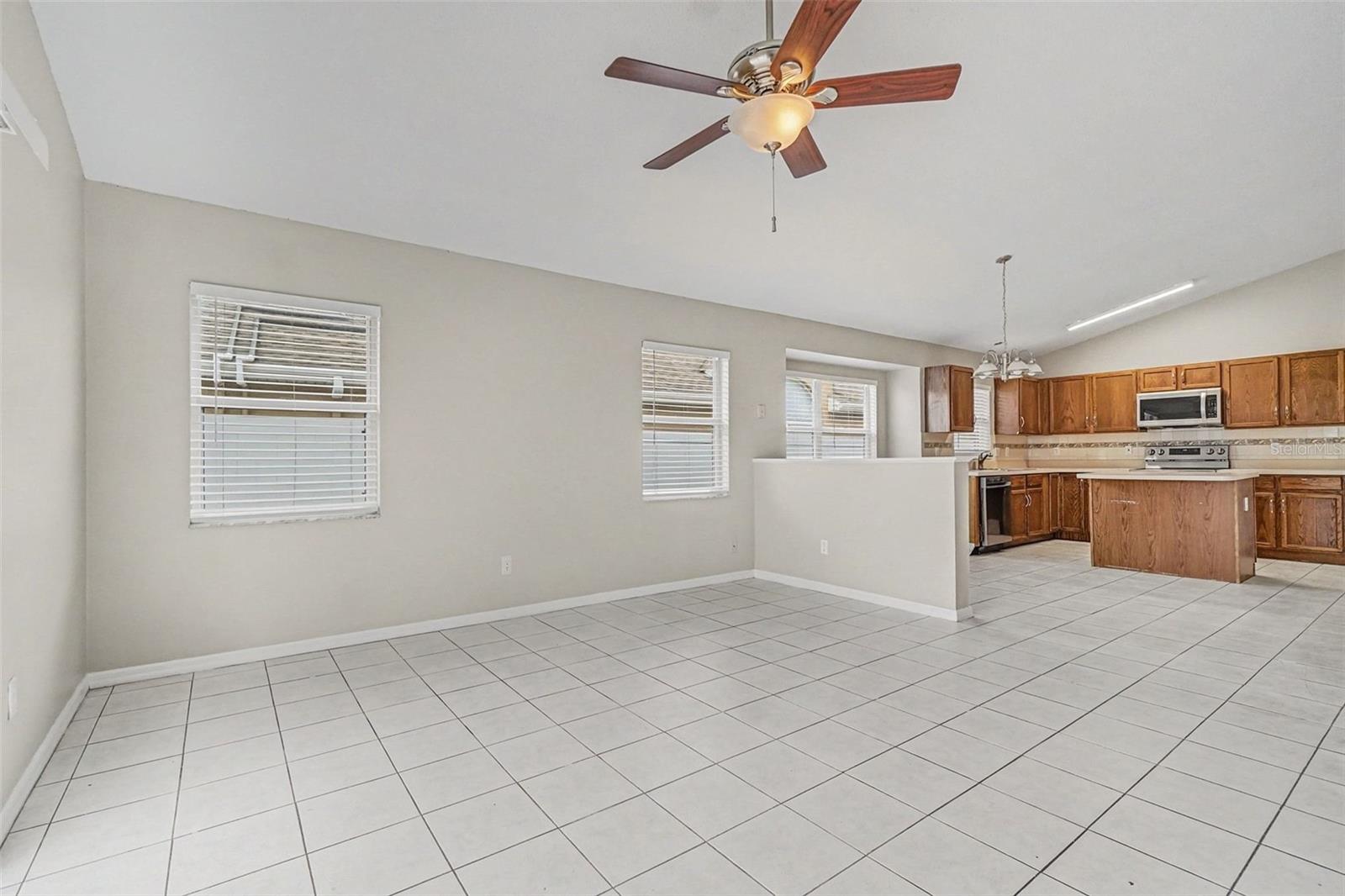 Image 9 of 25 For 12702 Maribou Circle