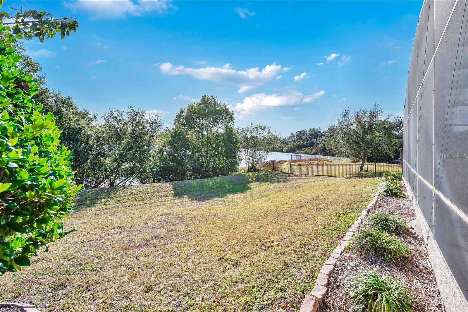 Image 42 of 55 For 4712 Legacy Oaks Drive