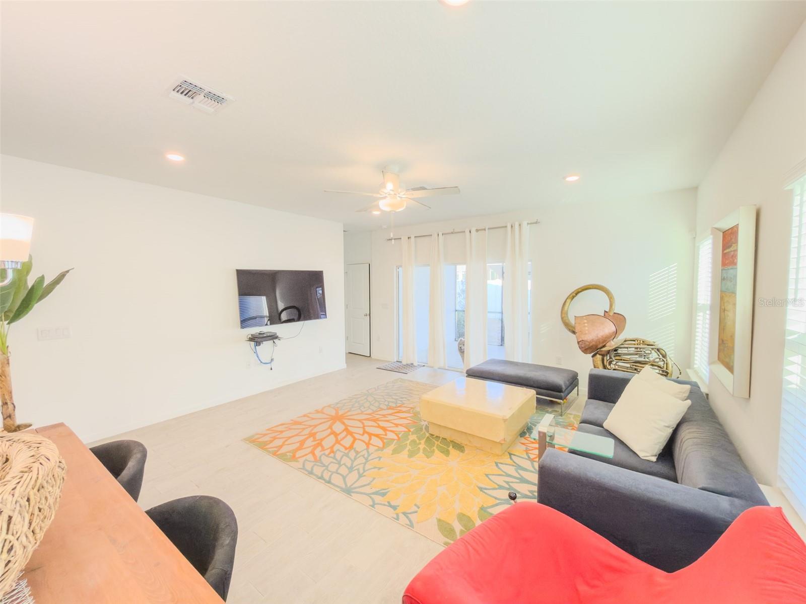 Image 15 of 40 For 7451 76th Terrace