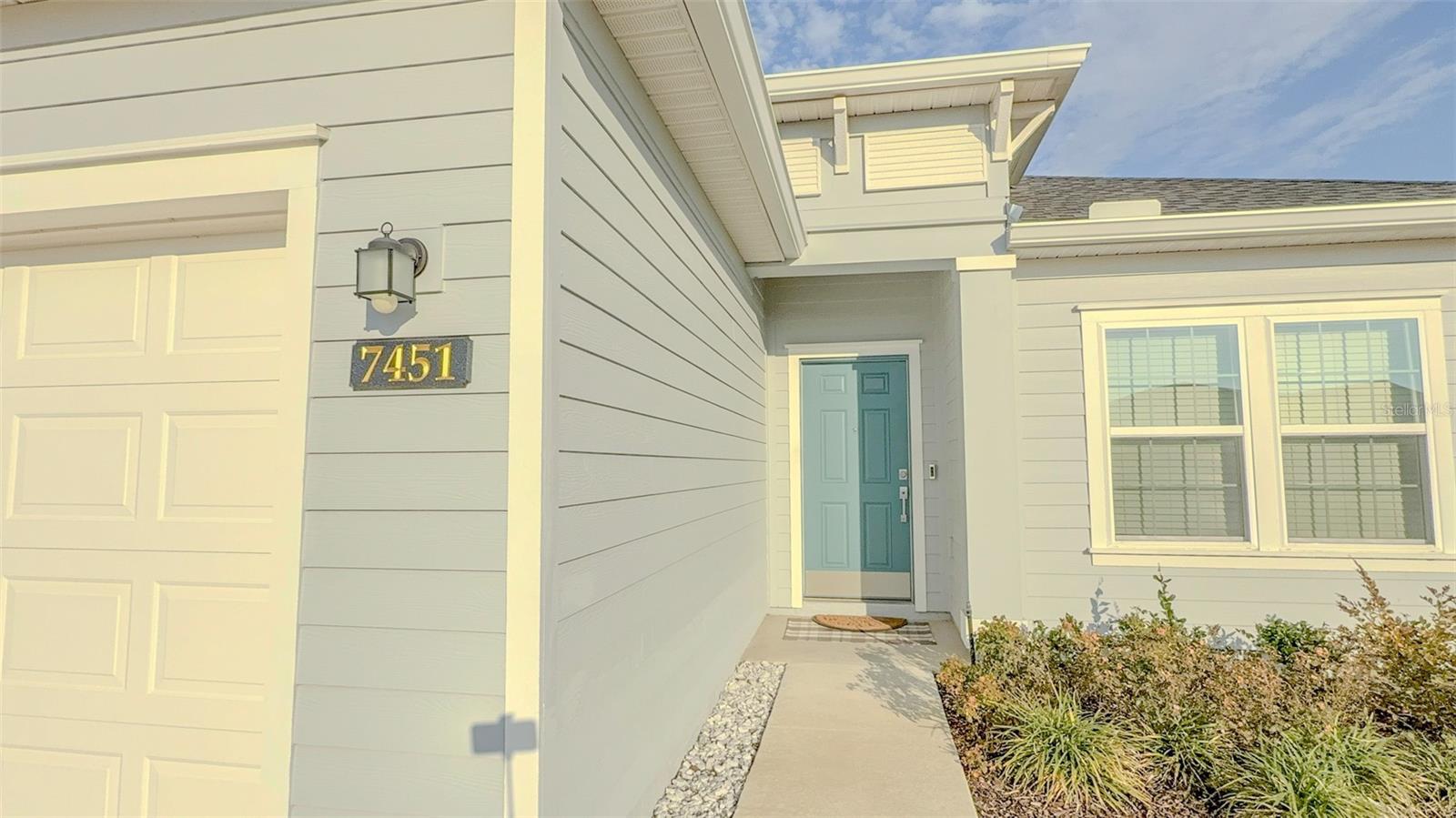 Image 3 of 40 For 7451 76th Terrace