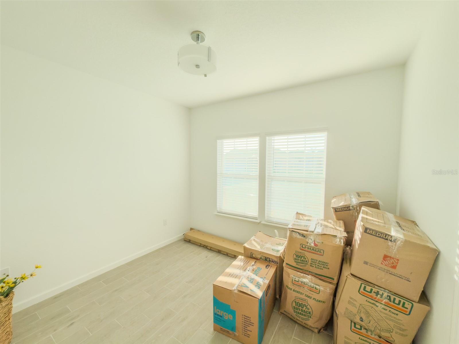 Image 6 of 40 For 7451 76th Terrace