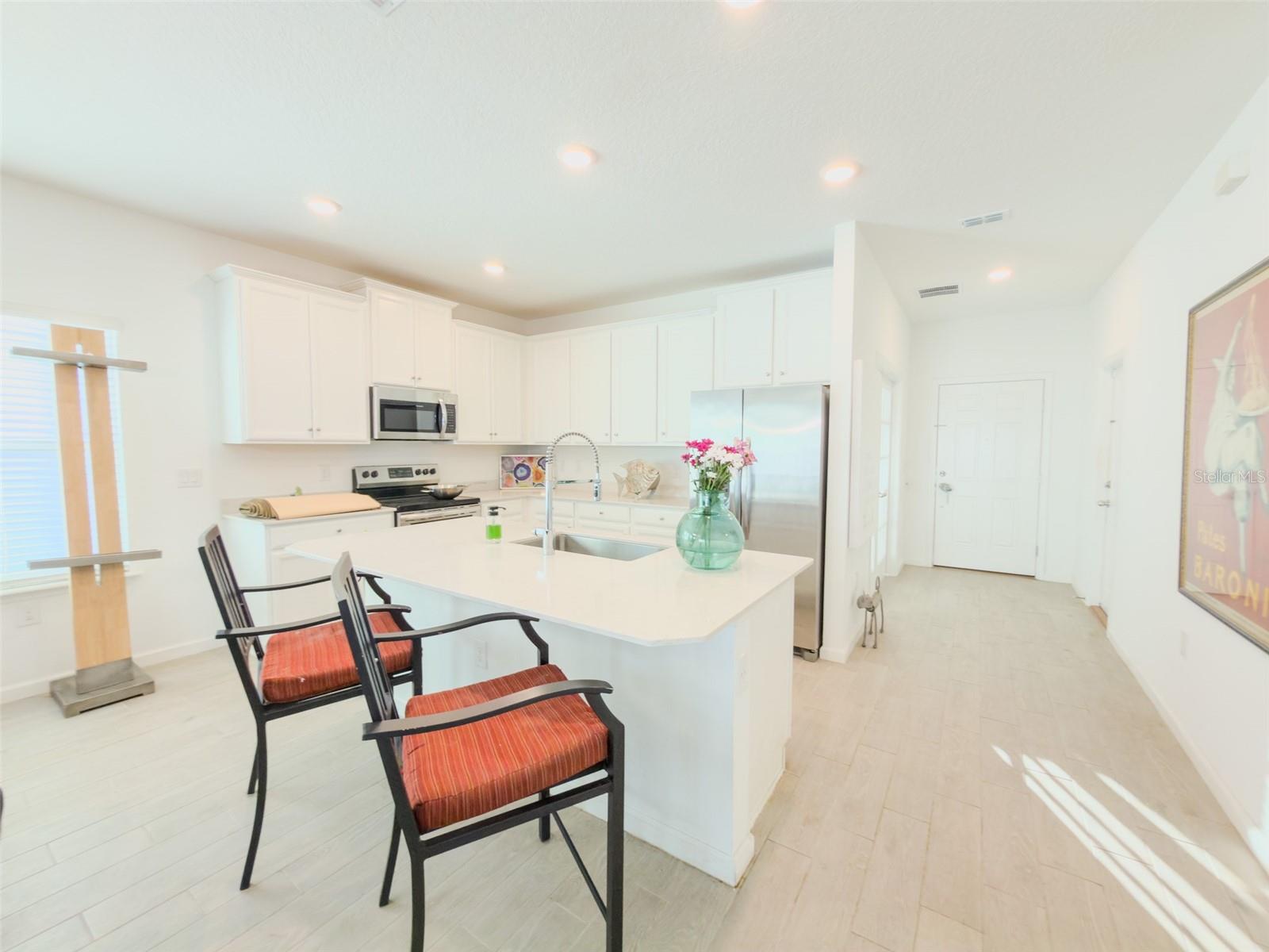 Image 9 of 40 For 7451 76th Terrace