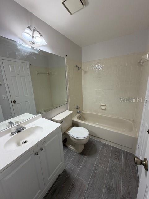 Image 19 of 22 For 940 Framlingham Court 102