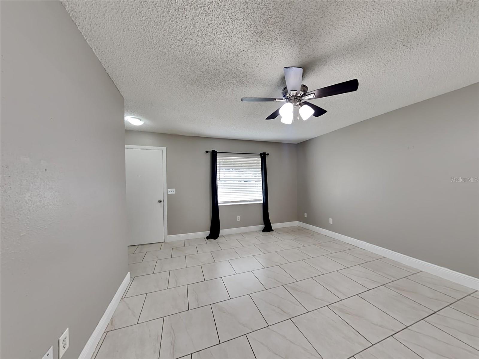 Image 2 of 17 For 241 Citrus Street